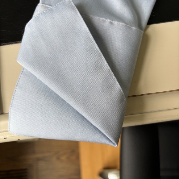 Calvin Klein collared shirt - Picture 3 of 5